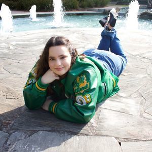 Meet your Posher, Hope